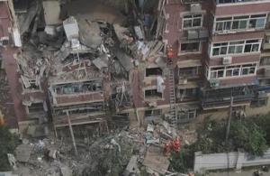 天津一老旧小区发生燃气爆燃 造成11人受伤3人失联