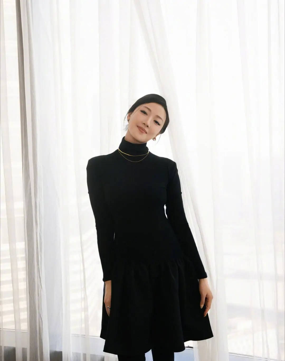 《何以笙箫默》“何以玫”菅纫姿发文：学艺先学德