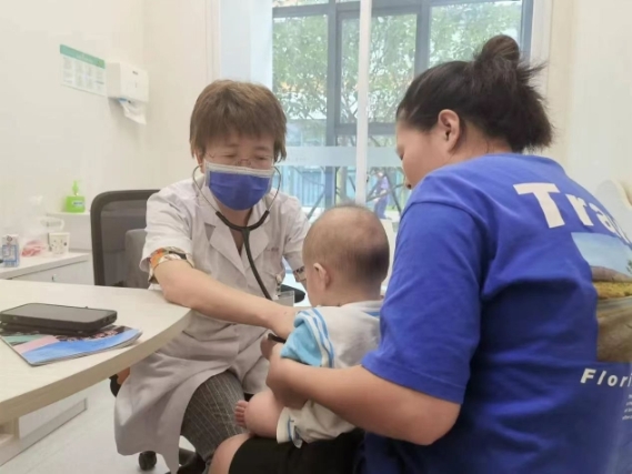 儿童发热门诊人数超同期 注意预防多种呼吸道叠加感染