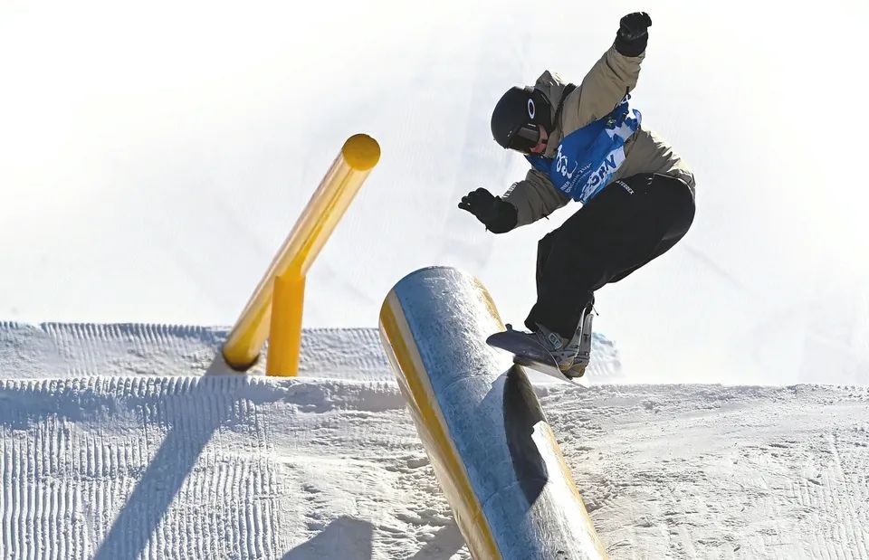 “十四冬”单板滑雪坡面障碍技巧决赛，苏翊鸣为山西再夺一金