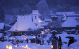 日本京都村落迎来雪灯节