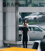 水原希子为某品牌拍鞋子广告 尺度太大引网友争议