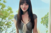 李小璐去云南大理旅游！打扮靓丽娇俏少女感十足