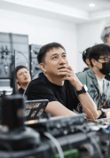 黄磊回应被网友做成段子：能让大家笑一下挺开心的