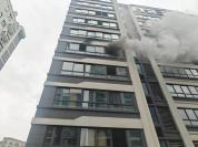 男子出门十几分钟家差点没了 充电器未拔引发火灾