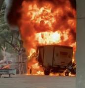 货车起火牵出非法流动加油站 案件暂列纵火案