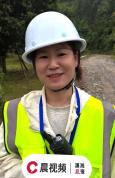 女白领辞职进山飞无人机 山村里的新职业