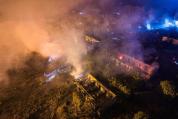 浏阳烟花厂爆炸事故周边群众已撤离 伤亡惨重救援紧张进行