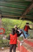 当地已会同悬崖秋千坠亡女子家属 安全绳未拴紧引悲剧