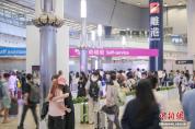 五一假期约100.3万人次内地旅客访港 同比增长近一成
