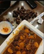 黄焖鸡有24块鸡头商家说法为何不一 诚信问题待解