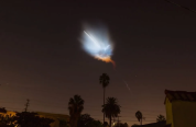 SpaceX一火箭残骸8月撞击月球 废弃助推器将留下新陨石坑