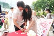 “520”婚登高峰 北京婚姻登记数量较去年增两成