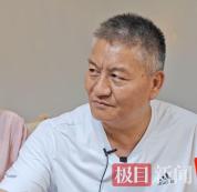 59岁梁实即将参加第30次高考 坚持与矛盾并存