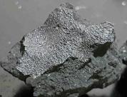 砸穿美民宅陨石携带外星生命催化剂 打开生命起源新窗口