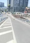 石墩滚落砸上轿车 管理中心回应 物业已排除隐患