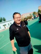 “打架、早恋、满嘴脏话，未来会是怎样的呢？”