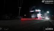 马斯克端出了一台“QQ飞车”吗 火箭技术颠覆汽车界