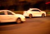 男子驾车追逐“第三者” 连撞8车 抓奸不是免死金牌