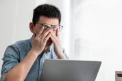 5个“伤眼习惯”正在透支你的眼睛 警惕干眼症信号