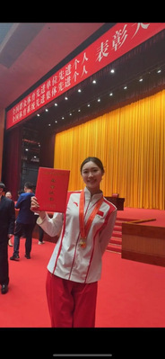 王賜月獲評(píng)全國體育系統(tǒng)先進(jìn)個(gè)人 東大教師再創(chuàng)輝煌