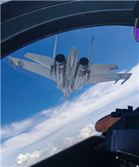 沖上云霄,！直擊海軍航空大學跨晝夜飛行訓練