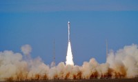 四川资阳造的火箭又上天了 完成“一箭八星”任务