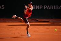 ATP马德里站：锦织圭2-1击败武基奇，晋级次轮战沙波瓦洛夫
