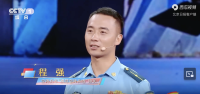 長(zhǎng)大后我就成了你 從被救到同行,！汶川地震追空投的男孩已成空降兵