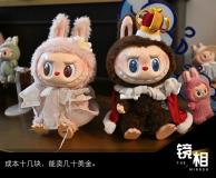 給頂流Labubu做衣服我月入十萬(wàn) 海外市場(chǎng)需求激增