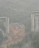 貴州一大橋垮塌官方發(fā)提醒 強(qiáng)降雨引發(fā)山體滑坡