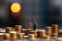 沪指刷新十年新高 A股三大指数集体上涨