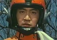 奥特曼演员发帖质问高市早苗 呼吁和平相处