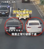 交警教科书式处置加塞！