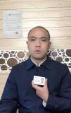 原副局長(zhǎng)手持身份證公開(kāi)舉報(bào)：辦案人員篡改偽造證人筆錄 出獄后持續(xù)申訴引發(fā)關(guān)注