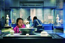 在考古博物馆，触摸中华文明强劲脉搏