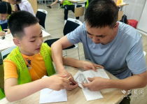 巧手传艺 乐动童心 杨园街道纺器社区爱心托管班点亮缤纷暑假