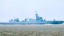 海军055大驱为苏超助威，无锡舰霸气十足 创意联动燃爆网络
