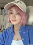 趙麗穎立夏新發(fā)色 粉發(fā)Boss颯酷亮相