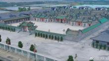官方通報(bào)“英之園”違建 強(qiáng)制拆除引關(guān)注