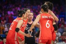 中國女排逆轉(zhuǎn)德國獲三連勝 連追三局顯韌性