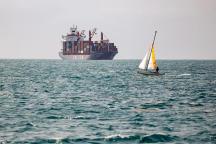 美軍被曝突襲從中國(guó)駛往伊朗貨輪 攔截軍用物資