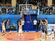 四川男籃“全華班”出戰(zhàn)不敵廣州隊(duì) 新賽季首秀遇挑戰(zhàn)