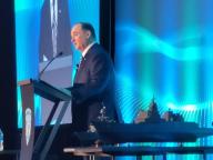 美国海军部长接受采访 谈及造船工业战列舰和中国 强调人力与技术并重