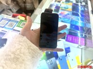 线下商家称苹果4S几乎无人问津 线上情怀改造热度不减