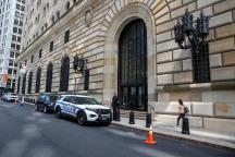 纽约联储报告：美国消费者和企业承担特朗普关 关税成本几乎全由美方承担