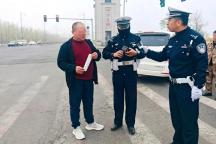 临近检查点有乘客下车避检，拦截！三辆超员送工车接连被查获