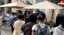 法医秦明新书首发太火了！一大早读者就来排队购书领券