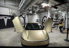 目标年产能 200 万辆，特斯拉为 Cybercab 生产招聘关键人员