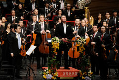 L'année 2020 marque le 20e anniversaire de l'Orchestre Philharmonique de Chine. A cet effet, nous avons interviewé le chef de l'Orchestre, M. Li Nan et son secrétaire, M. Liu Li